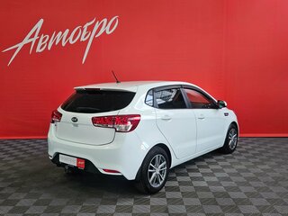 2016 Kia Rio III Рестайлинг, белый, 1130000 рублей, вид 5