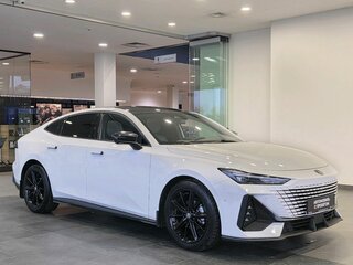 2023 Changan UNI-V I, белый, 2112000 рублей, вид 4
