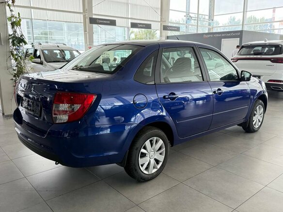 2026 Lada (ВАЗ) Granta I Рестайлинг, синий, 1161905 рублей - вид 5