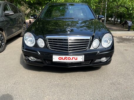2008 Mercedes-Benz E-Класс 280 III (W211, S211) Рестайлинг, чёрный, 2550000 рублей, вид 4