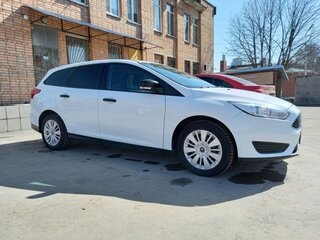 2016 Ford Focus III Рестайлинг, белый, 1952000 рублей, вид 4