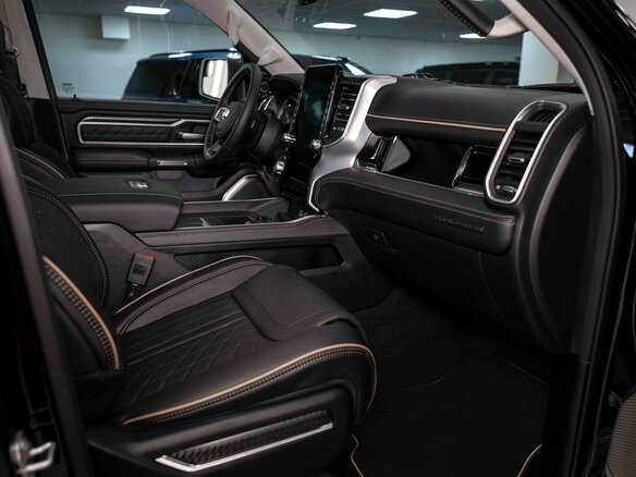 2026 Ram 1500 Crew Cab V Рестайлинг, чёрный, 10490000 рублей - вид 22