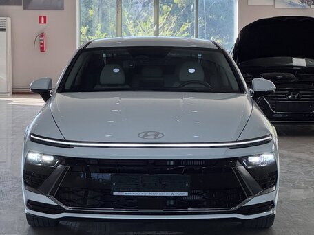 2024 Hyundai Sonata VIII (DN8) Рестайлинг, чёрный, 2750000 рублей, вид 3