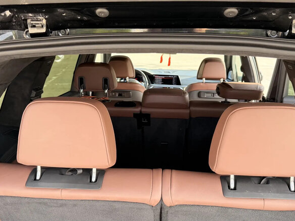 2021 BMW X7 40d I (G07), чёрный, 8100000 рублей - вид 25