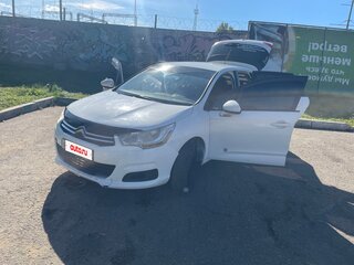 2012 Citroen C4 II, белый, 530000 рублей, вид 1