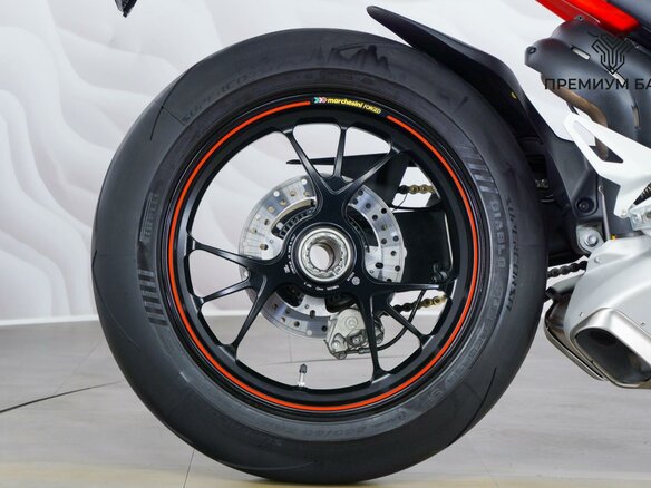 2019 Ducati Panigale V4, красный, 2199000 рублей - вид 8