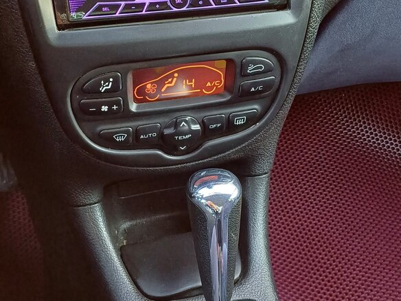 2004 Peugeot 206, красный, 240000 рублей - вид 10