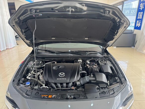 2021 Mazda 3 Axela IV (BP), серый, 1950000 рублей - вид 18