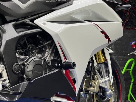 2018 Honda CBR 250R, белый, 550000 рублей, вид 5