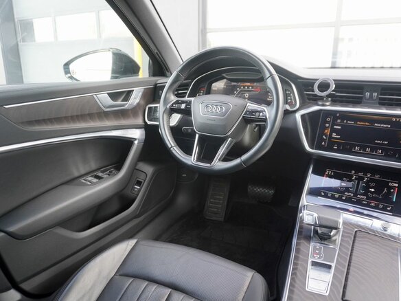 2019 Audi A6 45 TFSI V (C8), чёрный, 3555000 рублей - вид 12