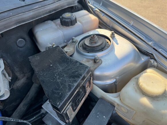 2010 Lada (ВАЗ) Priora I, серебристый, 375000 рублей - вид 16