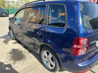 2008 Volkswagen Touran I Рестайлинг, синий, 700000 рублей, вид 3