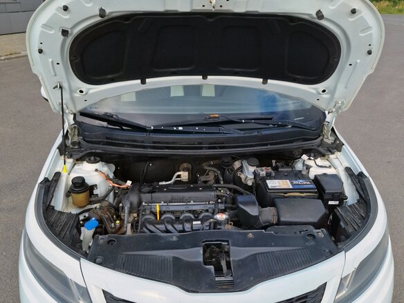 2014 Kia Rio III, белый, 740000 рублей - вид 8