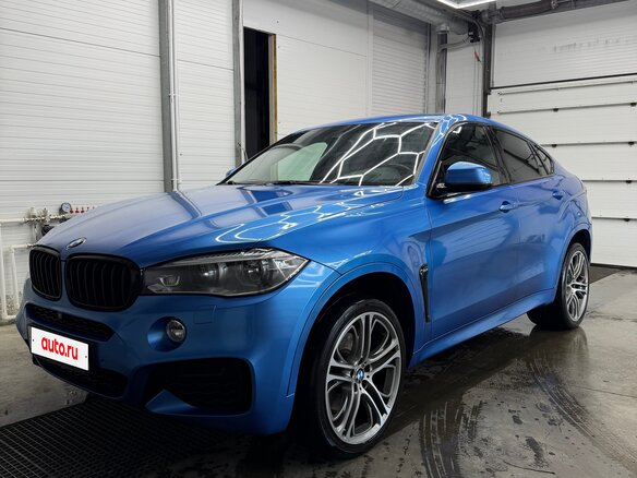 2017 BMW X6 40d II (F16), синий, 4100000 рублей - вид 2