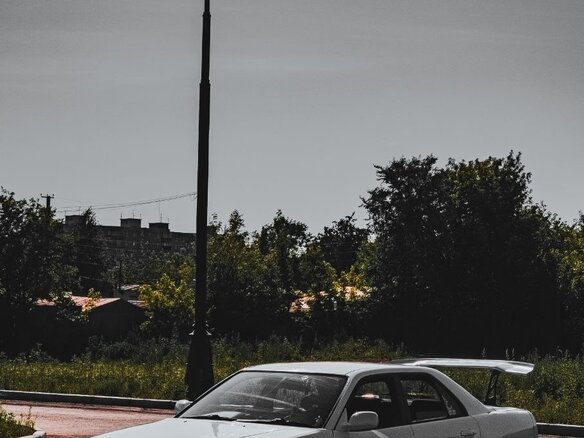 1999 Nissan Skyline X (R34), белый, 750000 рублей - вид 1
