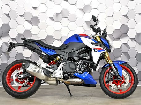 2025 BMW F 900 R, синий, 1277000 рублей, вид 3