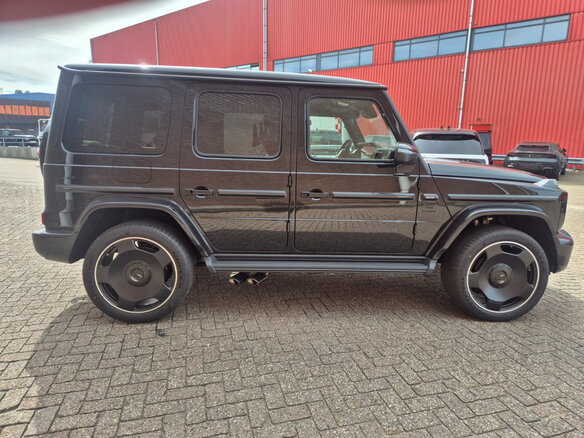 2026 Mercedes-Benz G-Класс AMG 63 AMG II (W465) Рестайлинг, чёрный - вид 2