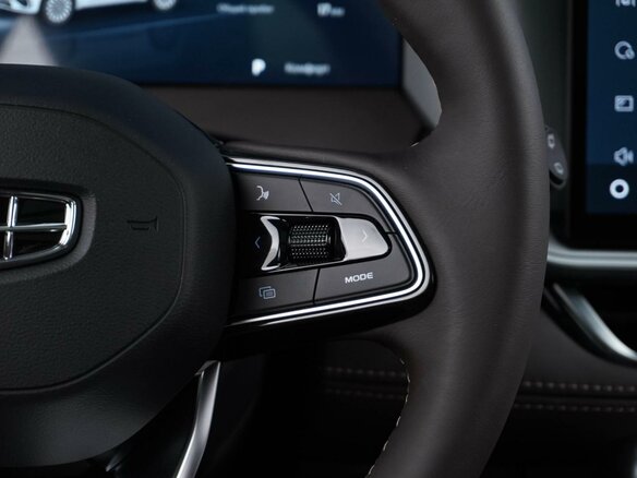 2026 Geely Monjaro I Рестайлинг 2 (China Market), серый, 4738888 рублей - вид 14