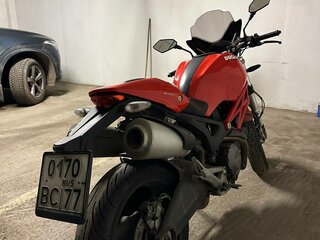 2013 Ducati Monster 696, красный, 495000 рублей, вид 4