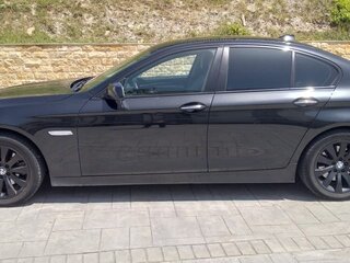 2013 BMW 5 серии 520i VI (F10/F11/F07), чёрный, 1850000 рублей, вид 2