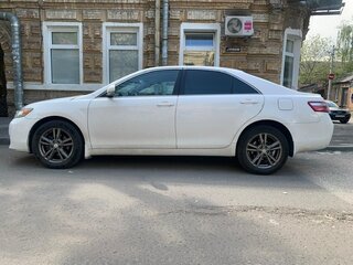2010 Toyota Camry VI (XV40) Рестайлинг, белый, 1299000 рублей, вид 1