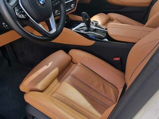 2022 BMW 5 серии 530d xDrive VII (G30/G31/G38) Рестайлинг, белый, 7000000 рублей, вид 2