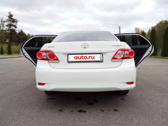 2012 Toyota Corolla X (E140, E150) Рестайлинг, белый, 820000 рублей - вид 9