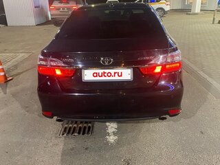 2015 Toyota Camry VII (XV50) Рестайлинг, чёрный, 1790000 рублей, вид 2