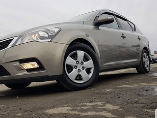 2010 Kia Ceed I Рестайлинг, серебристый, 650000 рублей, вид 2