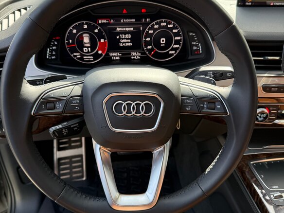 2017 Audi SQ7 I (4M), серый, 4900000 рублей - вид 12