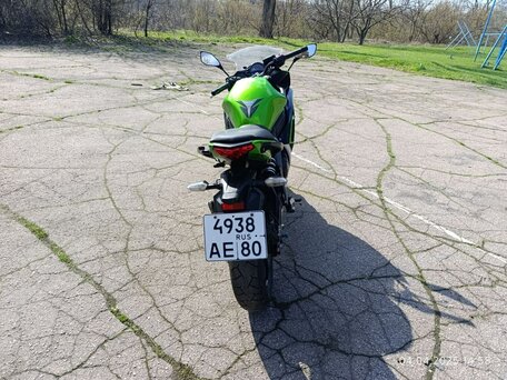 2013 Kawasaki Ninja 400, зелёный, 600000 рублей, вид 3