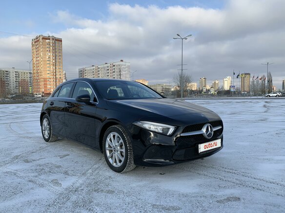 2019 Mercedes-Benz A-Класс 200 IV (W177), чёрный, 3400000 рублей