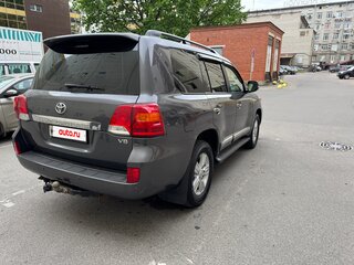 2012 Toyota Land Cruiser 200 Series Рестайлинг 1, серый, 3000000 рублей, вид 5
