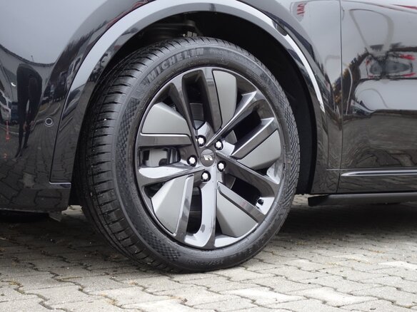 2023 Li Auto (Lixiang) L9 44.5 kWh I, чёрный, 9500000 рублей - вид 12