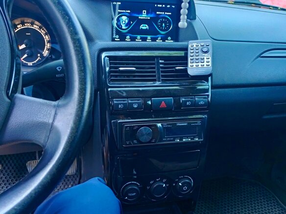 2014 Lada (ВАЗ) Priora I Рестайлинг, белый, 700000 рублей - вид 10