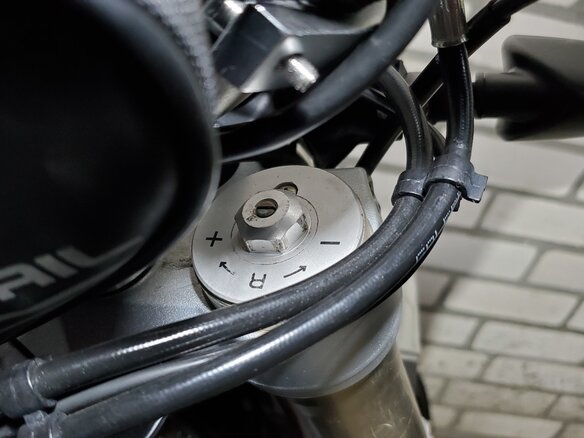 2007 BMW G 650 X, белый - вид 13