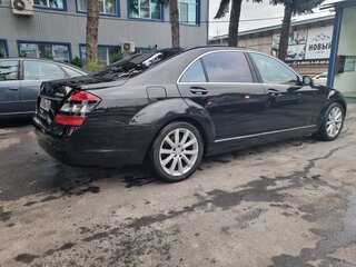 2009 Mercedes-Benz S-Класс 500 Long V (W221) Рестайлинг, чёрный, 1500000 рублей, вид 4