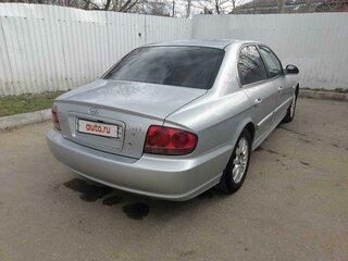 2008 Hyundai Sonata ТагАЗ IV (EF) Рестайлинг, серебристый, 600000 рублей, вид 4