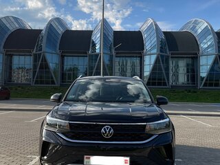 2021 Volkswagen Taos I, чёрный, 1700000 рублей, вид 2
