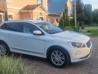 2016 Volvo XC60 I Рестайлинг, белый, 1900000 рублей, вид 3