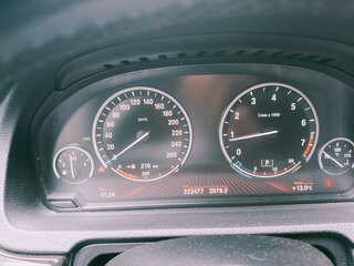 2009 BMW 5 серии Gran Turismo 550i VI (F10/F11/F07), белый, 1200000 рублей, вид 3