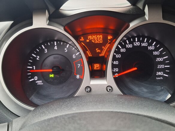 2012 Nissan Juke I, серебристый, 860000 рублей - вид 14
