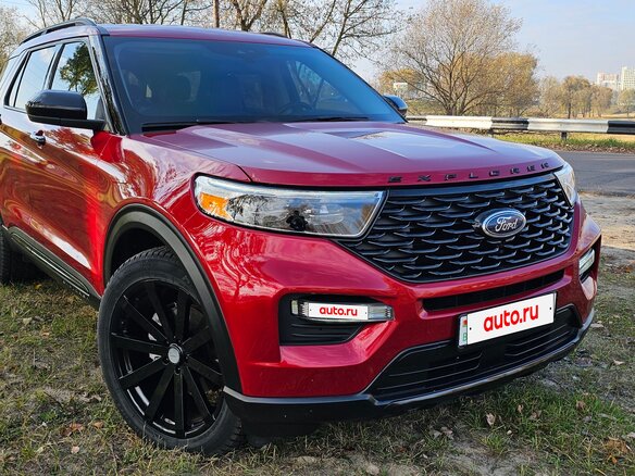 2021 Ford Explorer VI, красный, 2800000 рублей