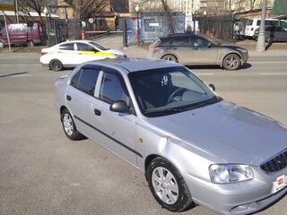 2005 Hyundai Accent ТагАЗ II, серебристый, 385000 рублей, вид 2