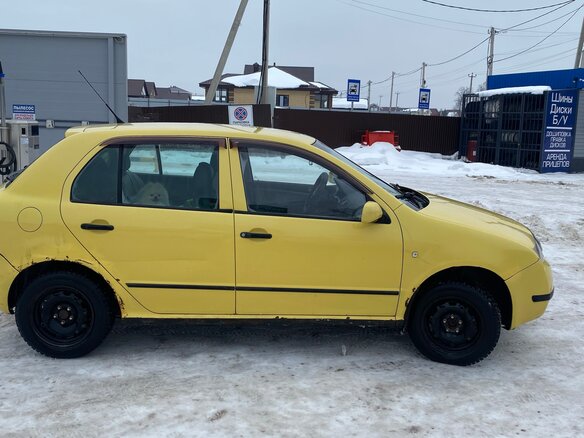 2003 Skoda Fabia I, жёлтый, 215000 рублей - вид 3