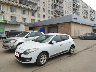 2013 Renault Megane III Рестайлинг 2, белый, 950000 рублей, вид 1