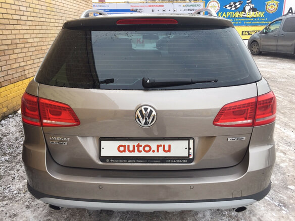 2012 Volkswagen Passat Alltrack B7, бежевый - вид 4