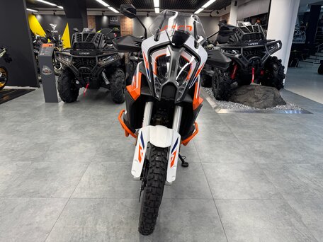 2023 KTM 1290 Super Adventure R, белый, 1850000 рублей, вид 4