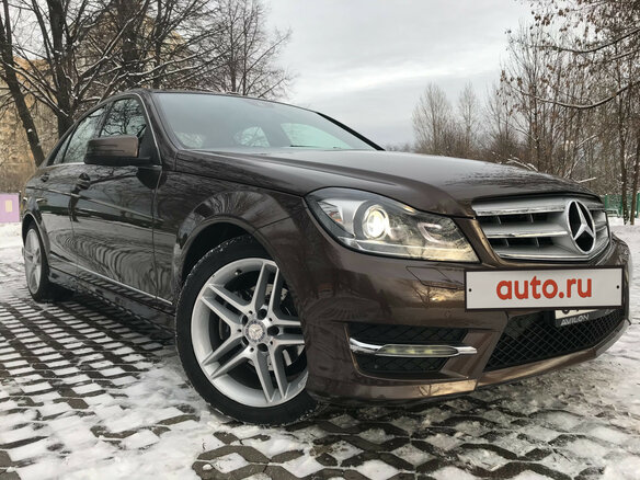 2013 Mercedes-Benz C-Класс 250 III (W204) Рестайлинг, коричневый - вид 1