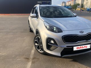 2020 Kia Sportage IV Рестайлинг, серебристый, 2450000 рублей, вид 3